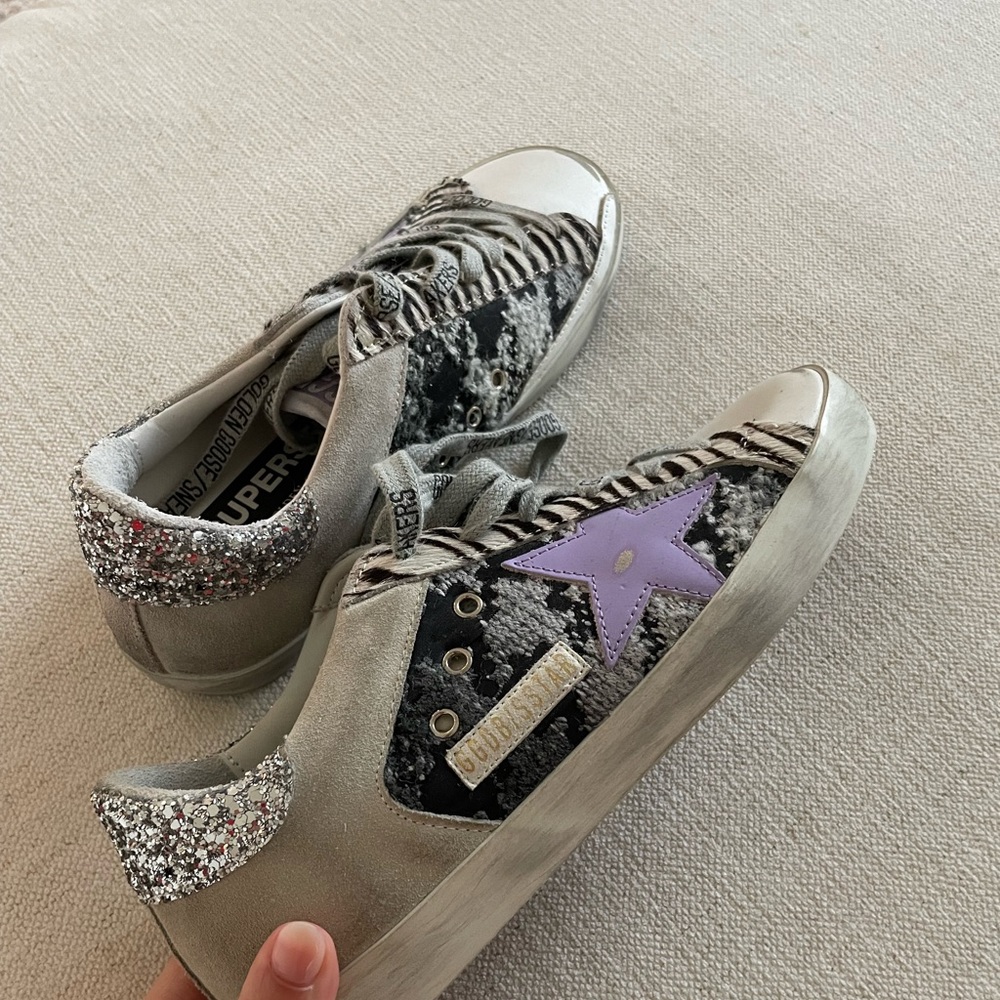 BRAND NEW GOLDEN GOOSE SIZE 35 - never worn